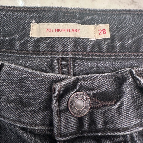 Levis Womens Jeans Sz 28 70s High Flare High Rise Just A Hint Black Denim Hippie - Picture 4 of 16